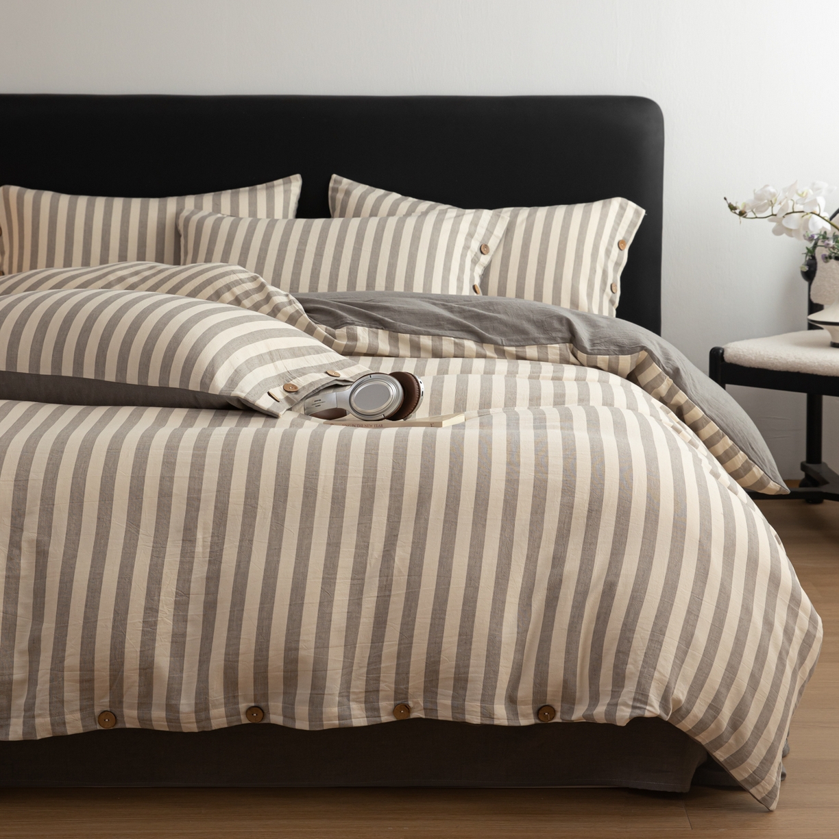 女子家纺 2026新款A类棉麻纽扣款四件套--条纹格子系列 麻灰-暖梦