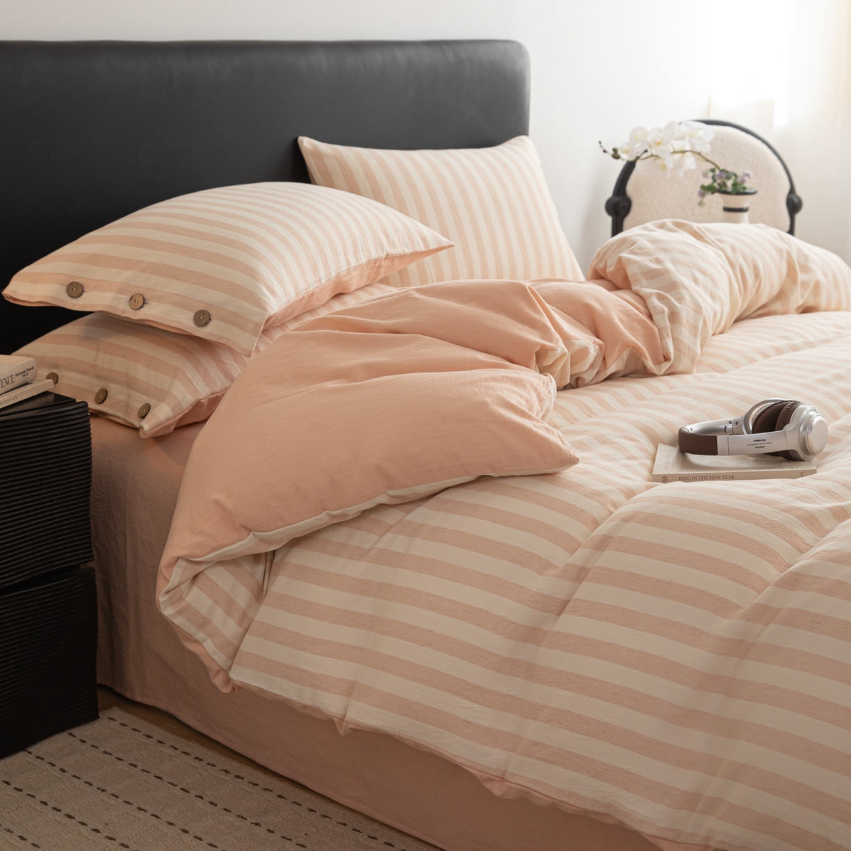 91家纺网 家纺一手货源 找家纺 女子家纺 2026新款A类棉麻纽扣款四件套--条纹格子系列 蜜粉-暖梦