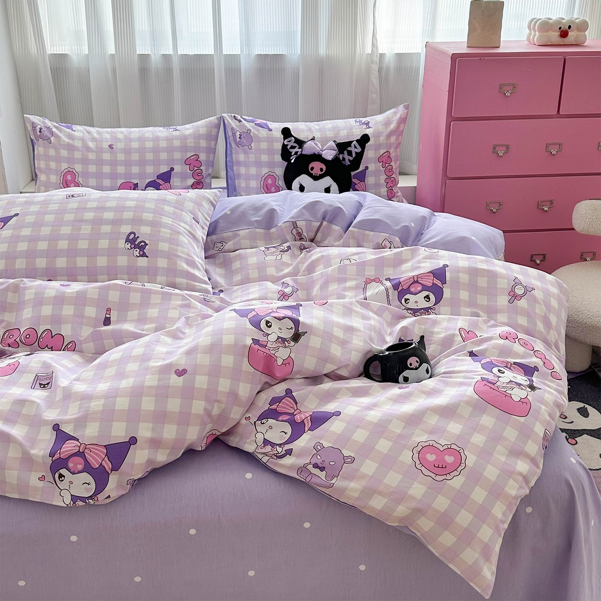 91家纺网 家纺一手货源 找家纺 玉元坊 2026新款正版授权三丽鸥系列全棉纯棉床单四件套学生三件套-库洛米系列 紫格库洛米【简约款】