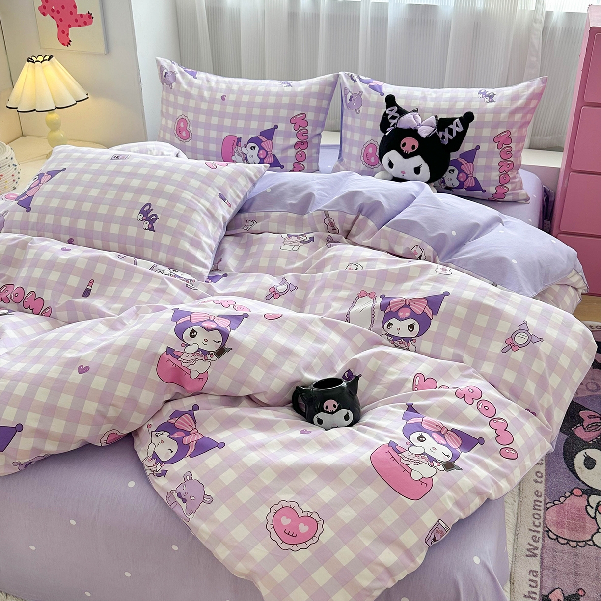 91家纺网 家纺一手货源 找家纺 玉元坊 2026新款正版授权三丽鸥系列全棉纯棉床单四件套学生三件套-库洛米系列 紫格库洛米【简约款】