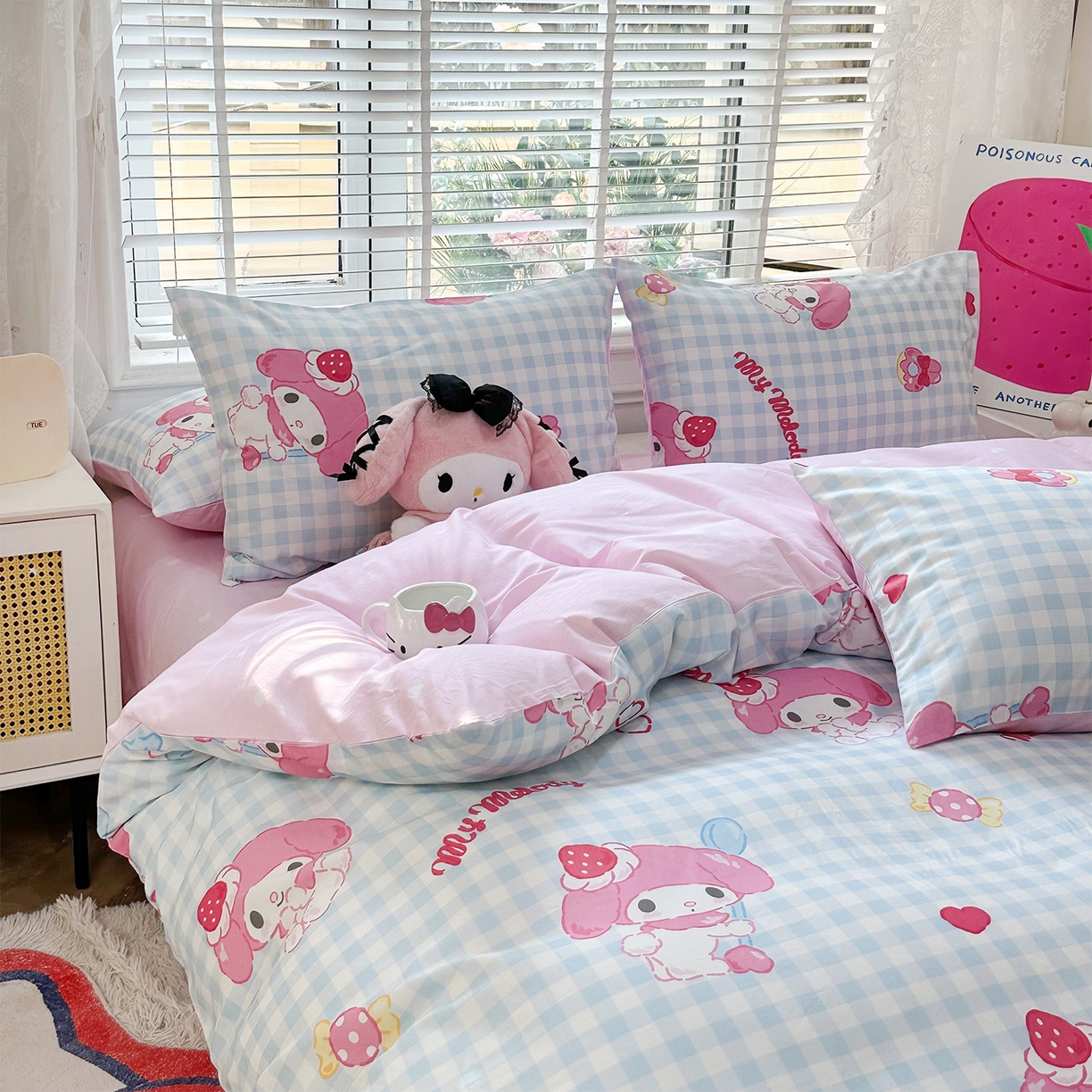 91家纺网 家纺一手货源 找家纺 玉元坊 2026新款正版授权三丽鸥系列全棉纯棉床单四件套学生三件套-美乐蒂系列 乖乖美乐蒂【简约款】