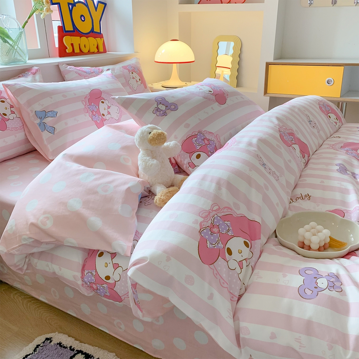 91家纺网 家纺一手货源 找家纺 玉元坊 2026新款正版授权三丽鸥系列全棉纯棉床单四件套学生三件套-美乐蒂系列 甜甜美乐蒂【简约款】