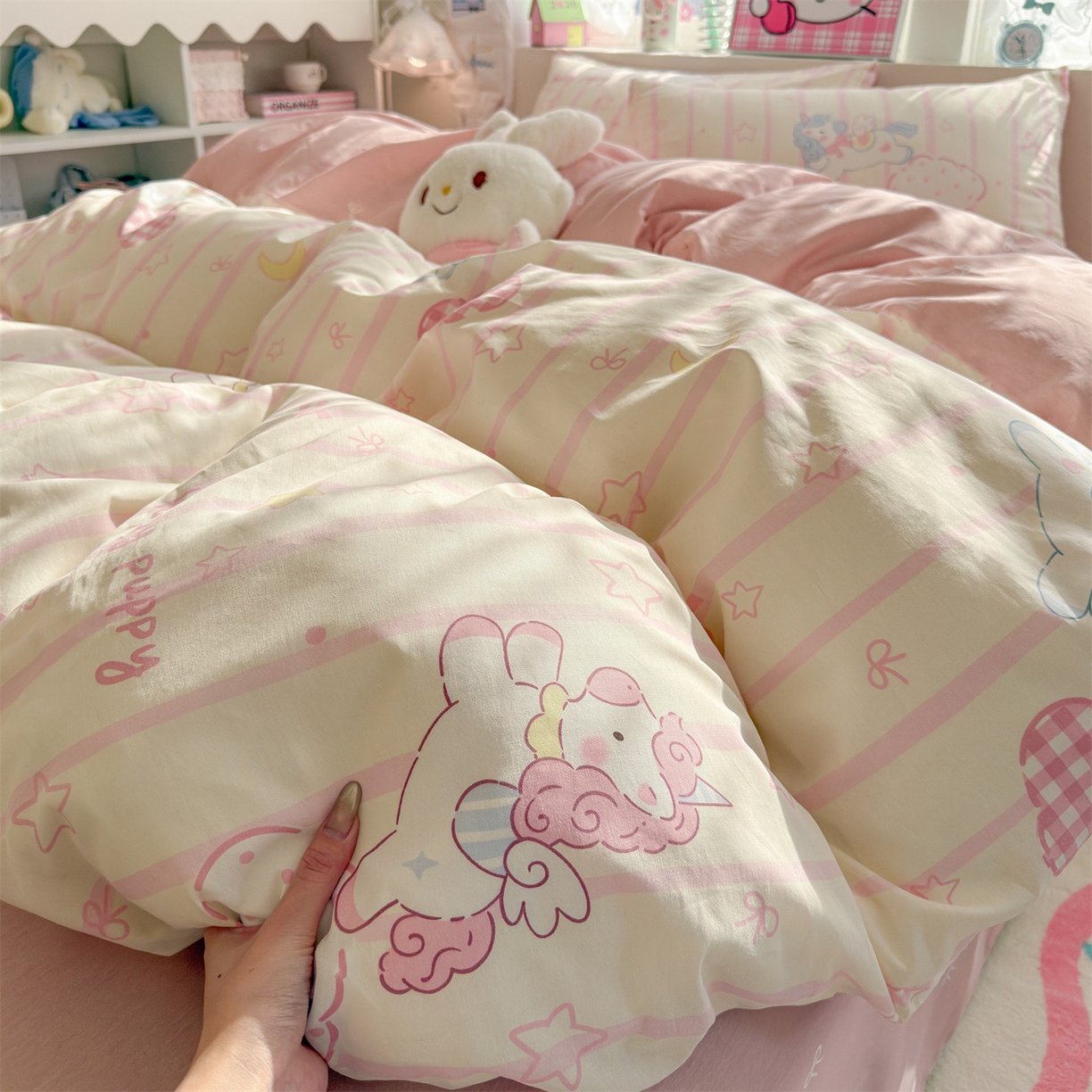 91家纺网 家纺一手货源 找家纺 名兮家居 2026跑量款全棉印花四件套 独角兽粉