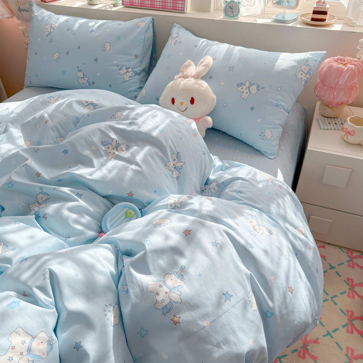 91家纺网 家纺一手货源 找家纺 名兮家居 2026跑量款全棉印花四件套 独角兽蓝