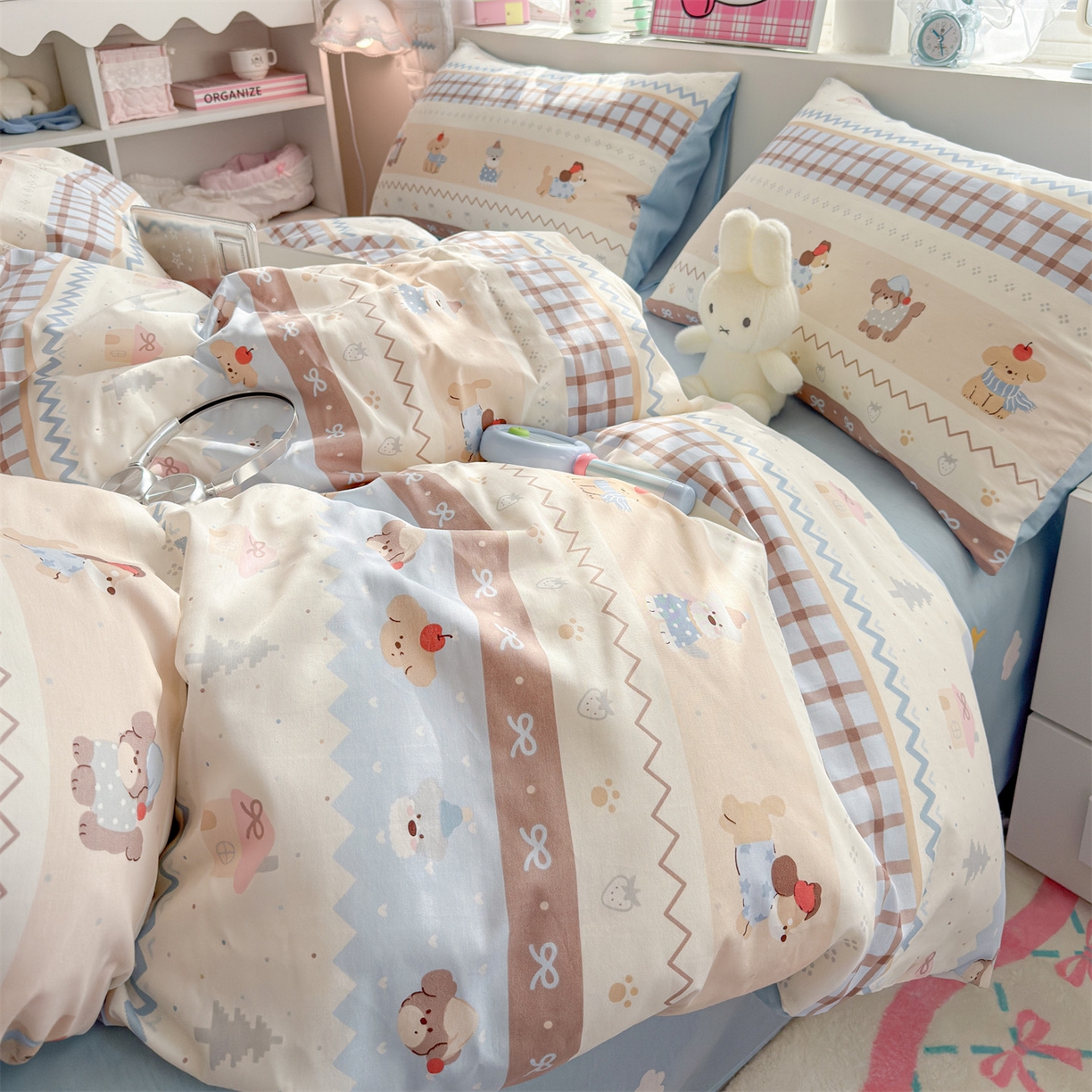 91家纺网 家纺一手货源 找家纺 名兮家居 2026跑量款全棉印花四件套 费尔岛狗狗