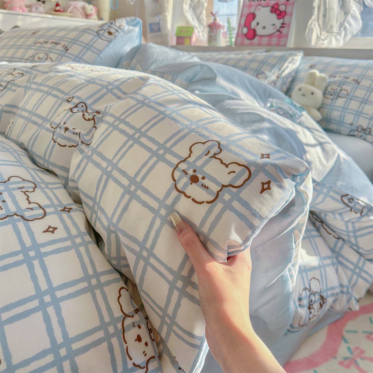 91家纺网 家纺一手货源 找家纺 名兮家居 2026跑量款全棉印花四件套 蓝格小狗