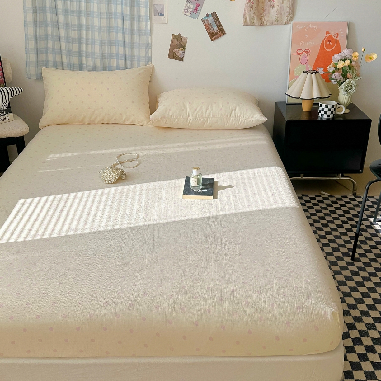 91家纺网 家纺一手货源 找家纺 繁花家居 2026新款泡芙棉云感木棉邹邹纱单床笠床单单件学生床 粉光织梦