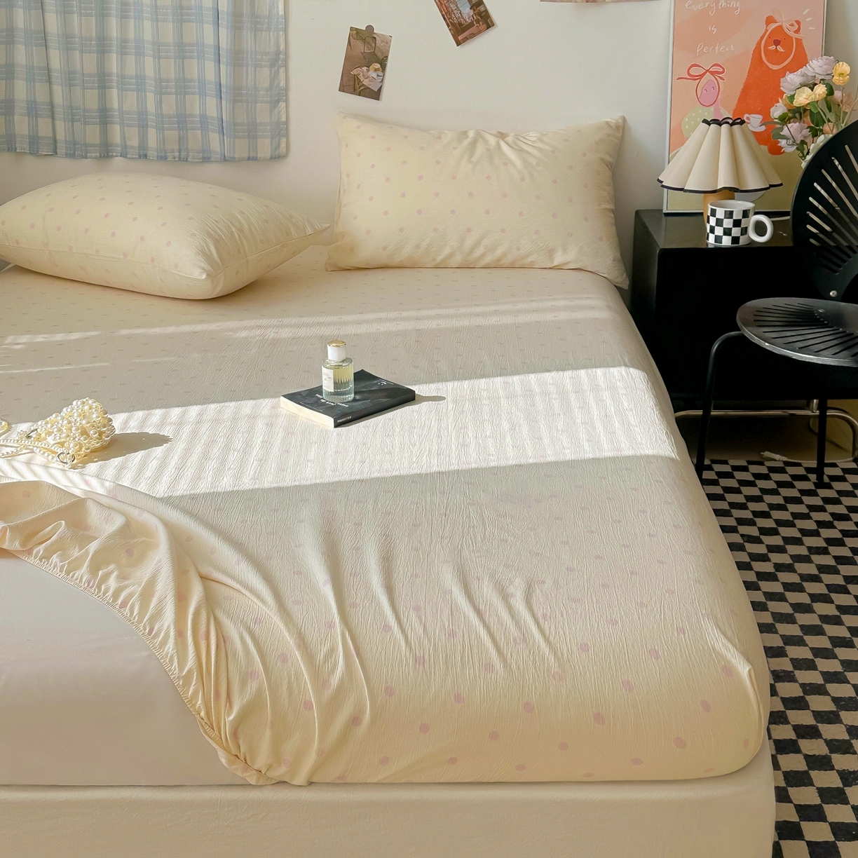 91家纺网 家纺一手货源 找家纺 繁花家居 2026新款泡芙棉云感木棉邹邹纱单床笠床单单件学生床 粉光织梦