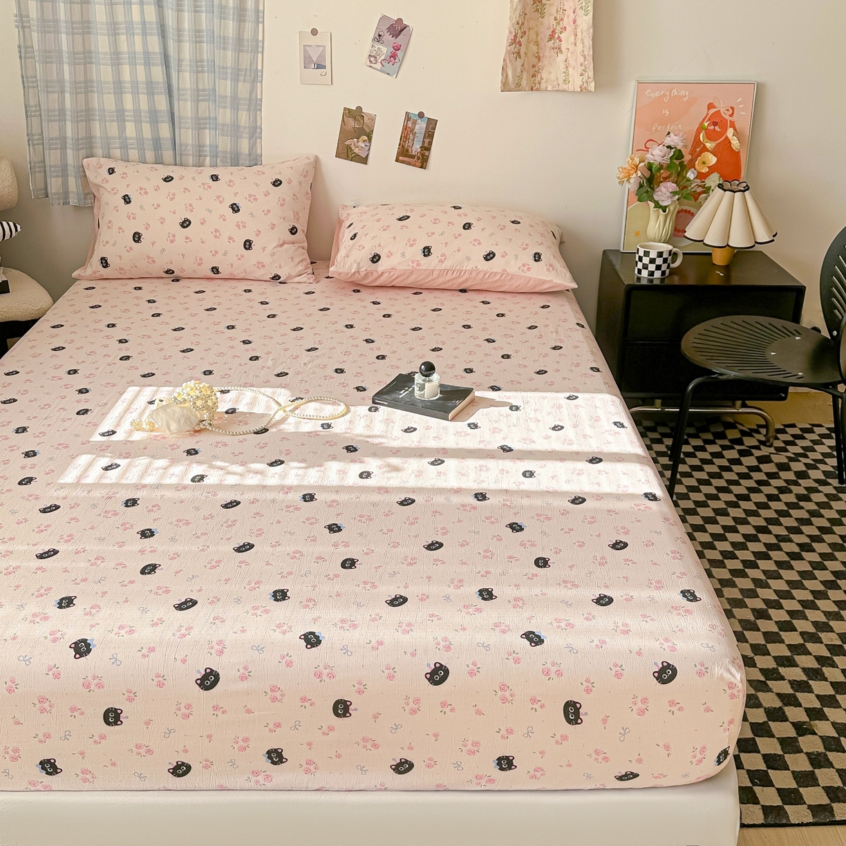 91家纺网 家纺一手货源 找家纺 繁花家居 2026新款泡芙棉云感木棉邹邹纱单床笠床单单件学生床 粉糖喵仔