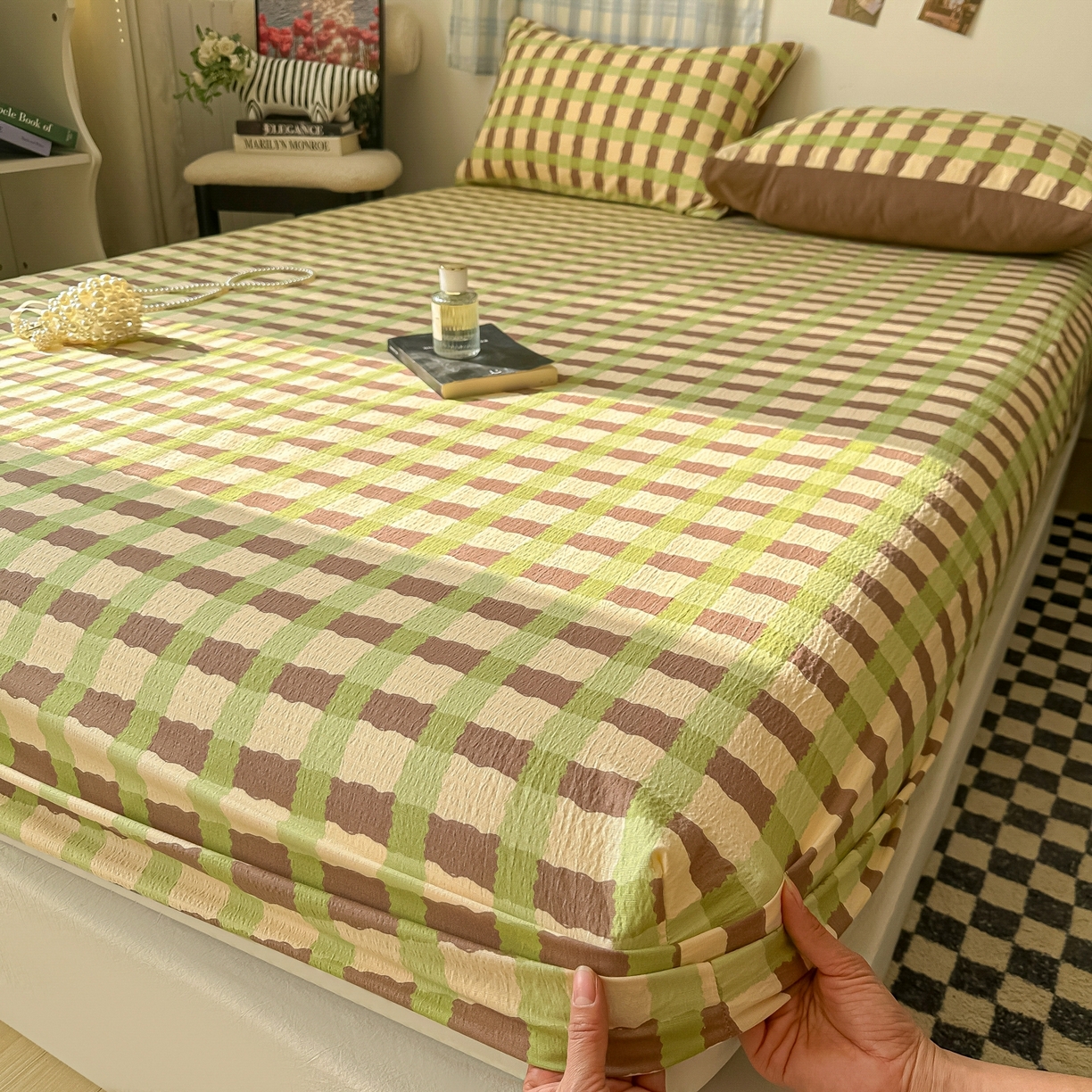 91家纺网 家纺一手货源 找家纺 繁花家居 2026新款泡芙棉云感木棉邹邹纱单床笠床单单件学生床 复古拼格