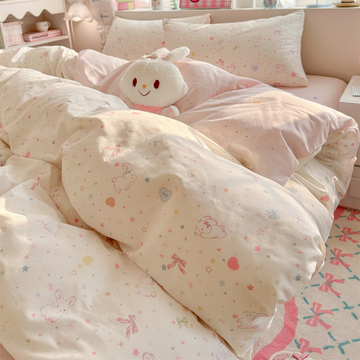 91家纺网 家纺一手货源 找家纺 名兮家居 2026跑量款全棉印花四件套 奶油兔兔