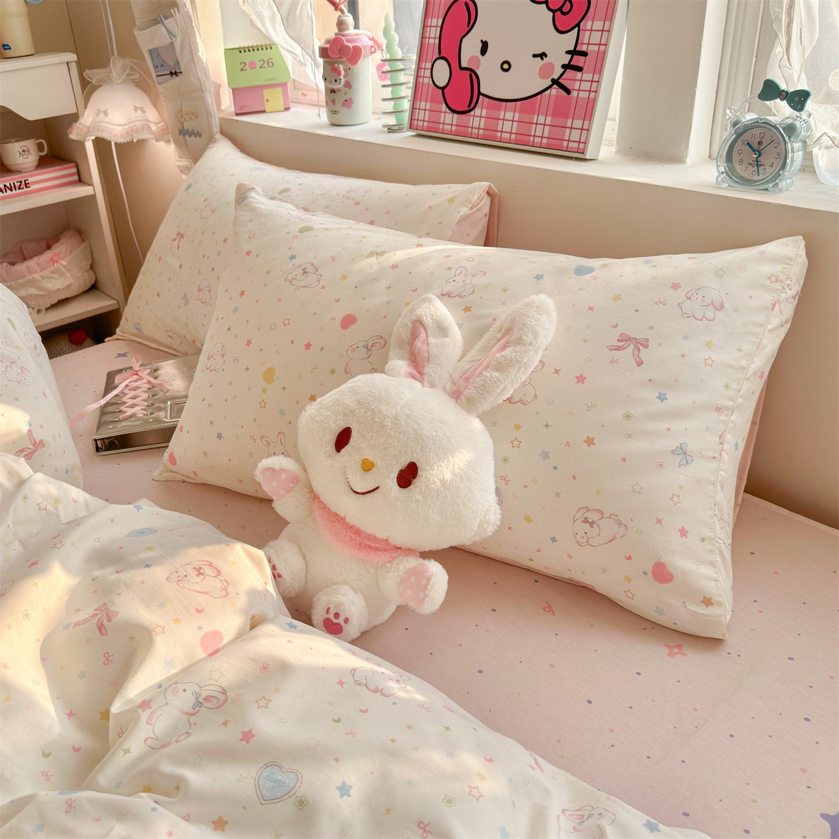 91家纺网 家纺一手货源 找家纺 名兮家居 2026跑量款全棉印花四件套 奶油兔兔