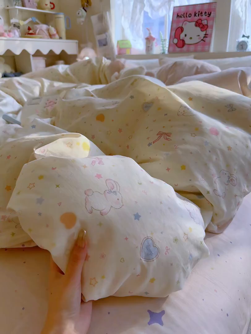 91家纺网 家纺一手货源 找家纺 名兮家居 2026跑量款全棉印花四件套 奶油兔兔