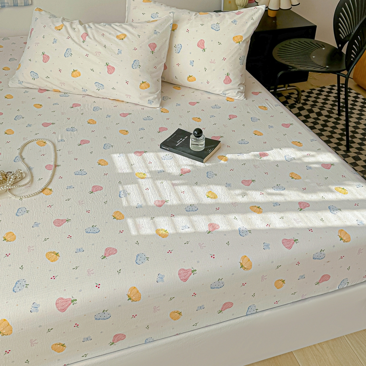 91家纺网 家纺一手货源 找家纺 繁花家居 2026新款泡芙棉云感木棉邹邹纱单床笠床单单件学生床 果园晨曲