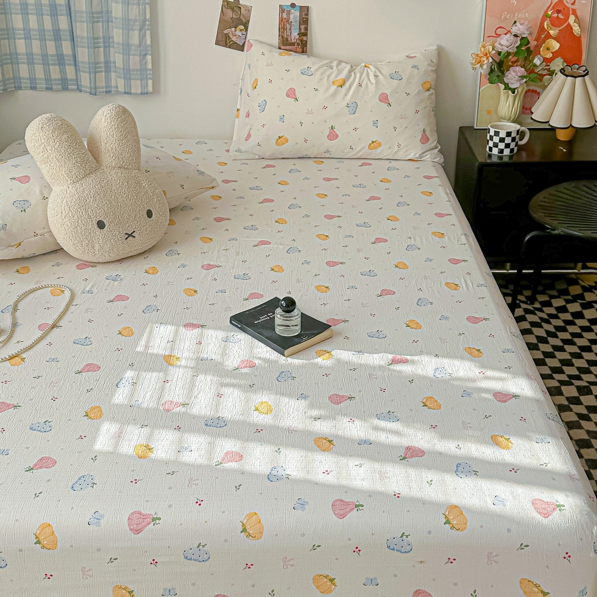 91家纺网 家纺一手货源 找家纺 繁花家居 2026新款泡芙棉云感木棉邹邹纱单床笠床单单件学生床 果园晨曲