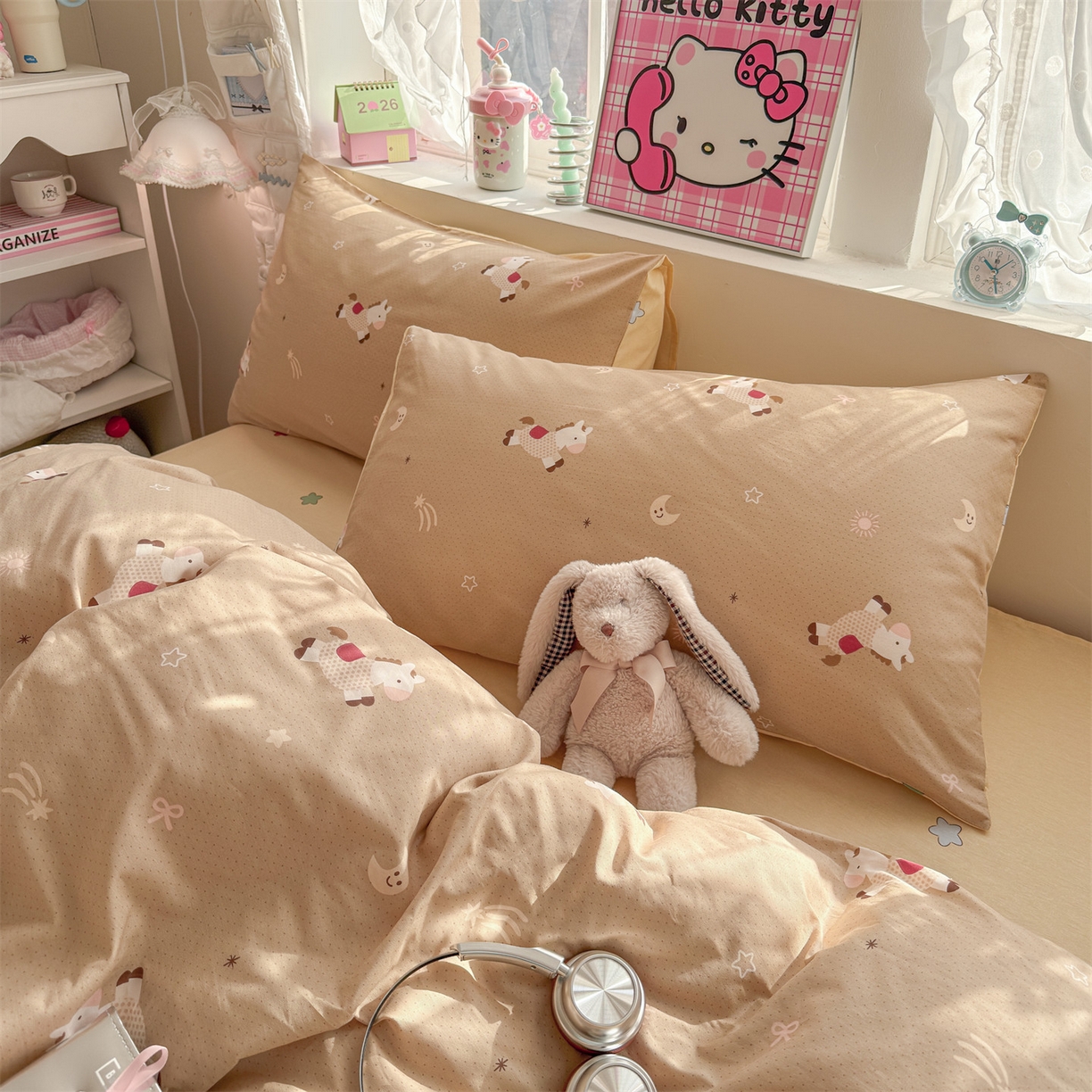 91家纺网 家纺一手货源 找家纺 名兮家居 2026跑量款全棉印花四件套 暖暖小马梦