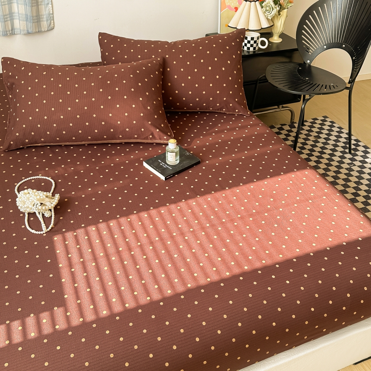 91家纺网 家纺一手货源 找家纺 繁花家居 2026新款泡芙棉云感木棉邹邹纱单床笠床单单件学生床 焦糖波点