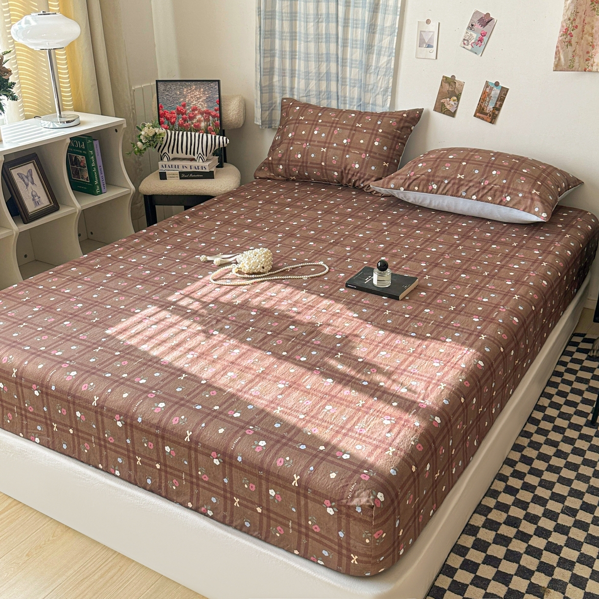 91家纺网 家纺一手货源 找家纺 繁花家居 2026新款泡芙棉云感木棉邹邹纱单床笠床单单件学生床 焦糖格纹