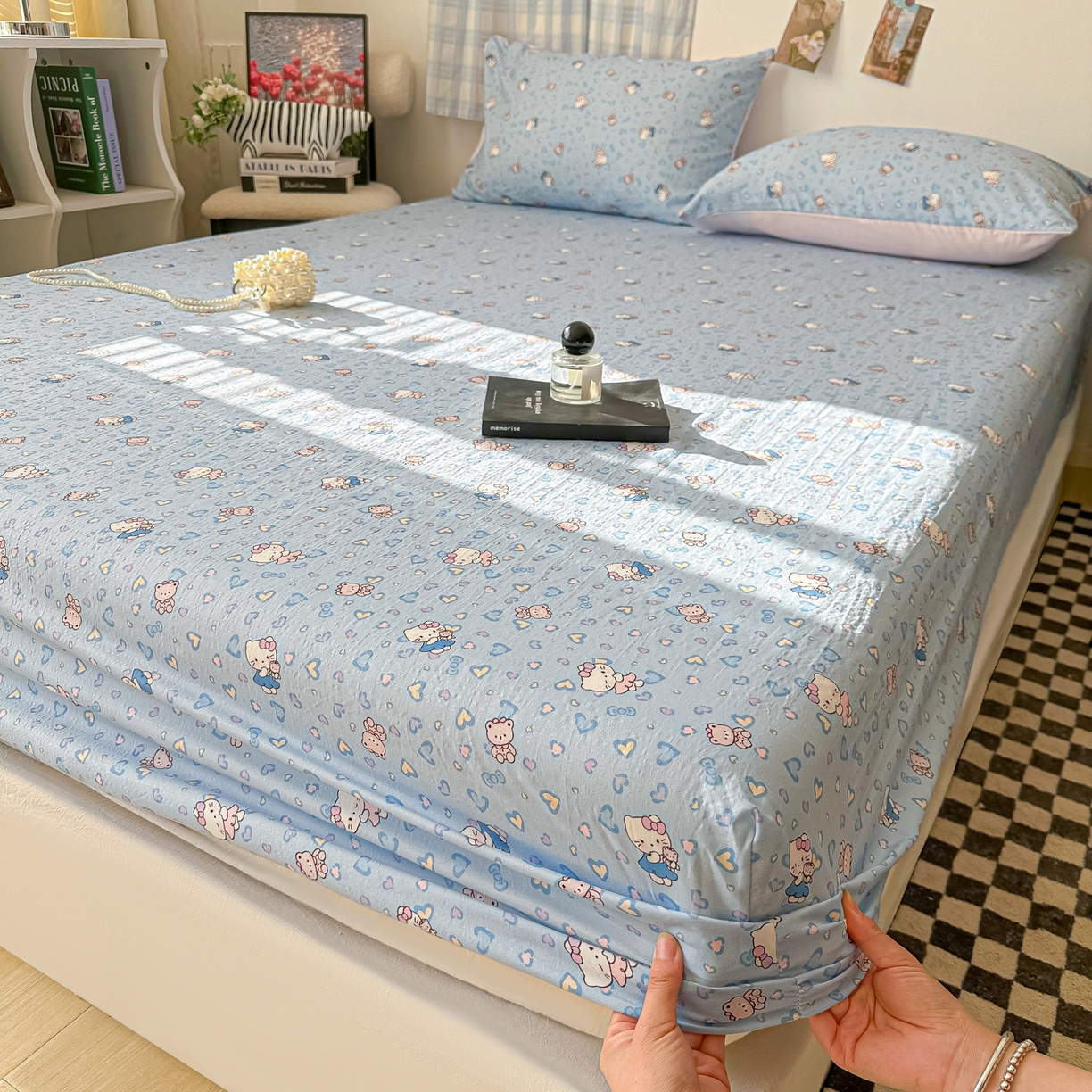 91家纺网 家纺一手货源 找家纺 繁花家居 2026新款泡芙棉云感木棉邹邹纱单床笠床单单件学生床 蓝调奶猫