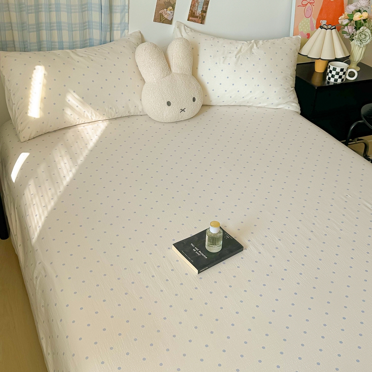 91家纺网 家纺一手货源 找家纺 繁花家居 2026新款泡芙棉云感木棉邹邹纱单床笠床单单件学生床 蓝光织梦