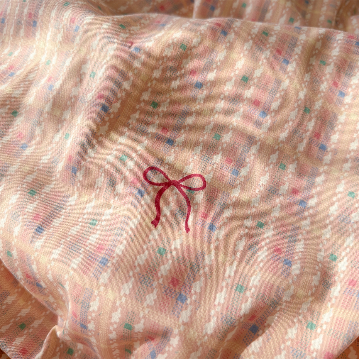 91家纺网 家纺一手货源 找家纺 名兮家居 2026跑量款全棉印花四件套 樱桃蝴蝶结