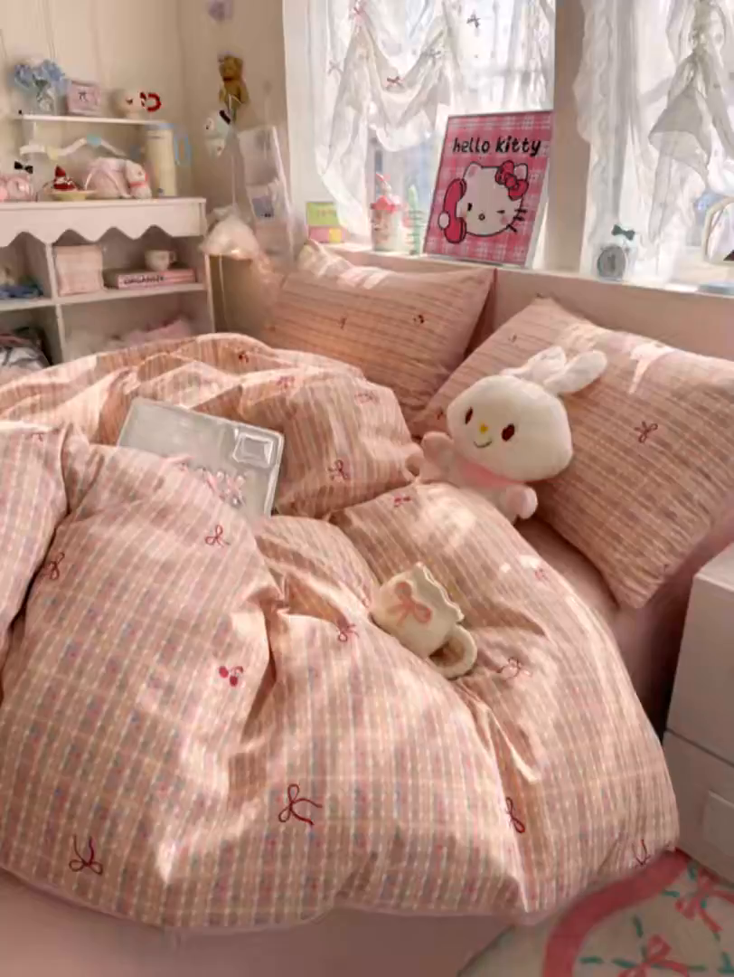 91家纺网 家纺一手货源 找家纺 名兮家居 2026跑量款全棉印花四件套 樱桃蝴蝶结