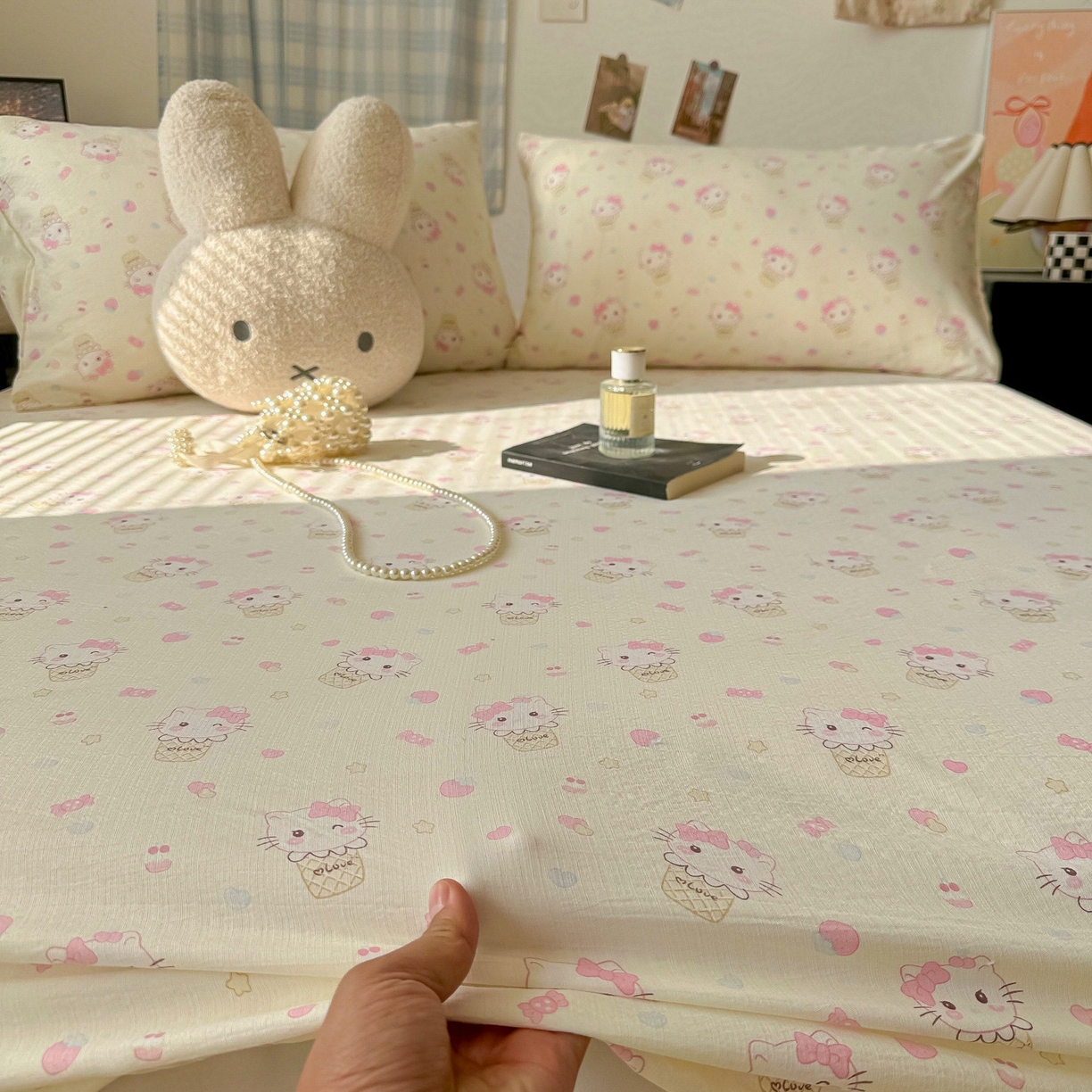 91家纺网 家纺一手货源 找家纺 繁花家居 2026新款泡芙棉云感木棉邹邹纱单床笠床单单件学生床 奶雾喵语