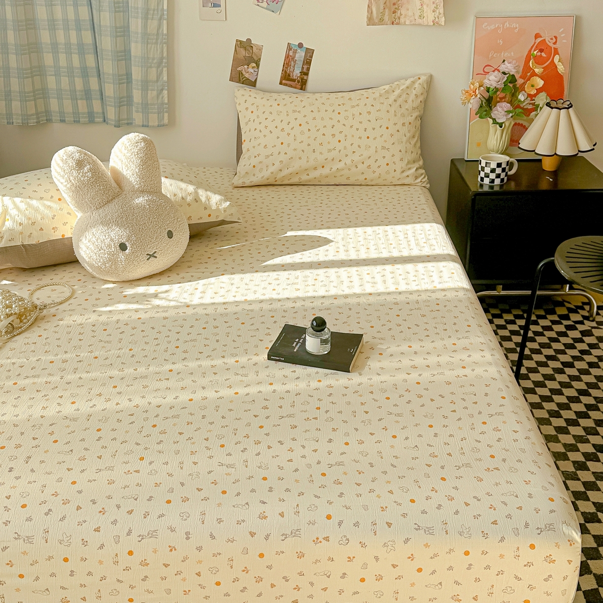 91家纺网 家纺一手货源 找家纺 繁花家居 2026新款泡芙棉云感木棉邹邹纱单床笠床单单件学生床 奶杏碎影