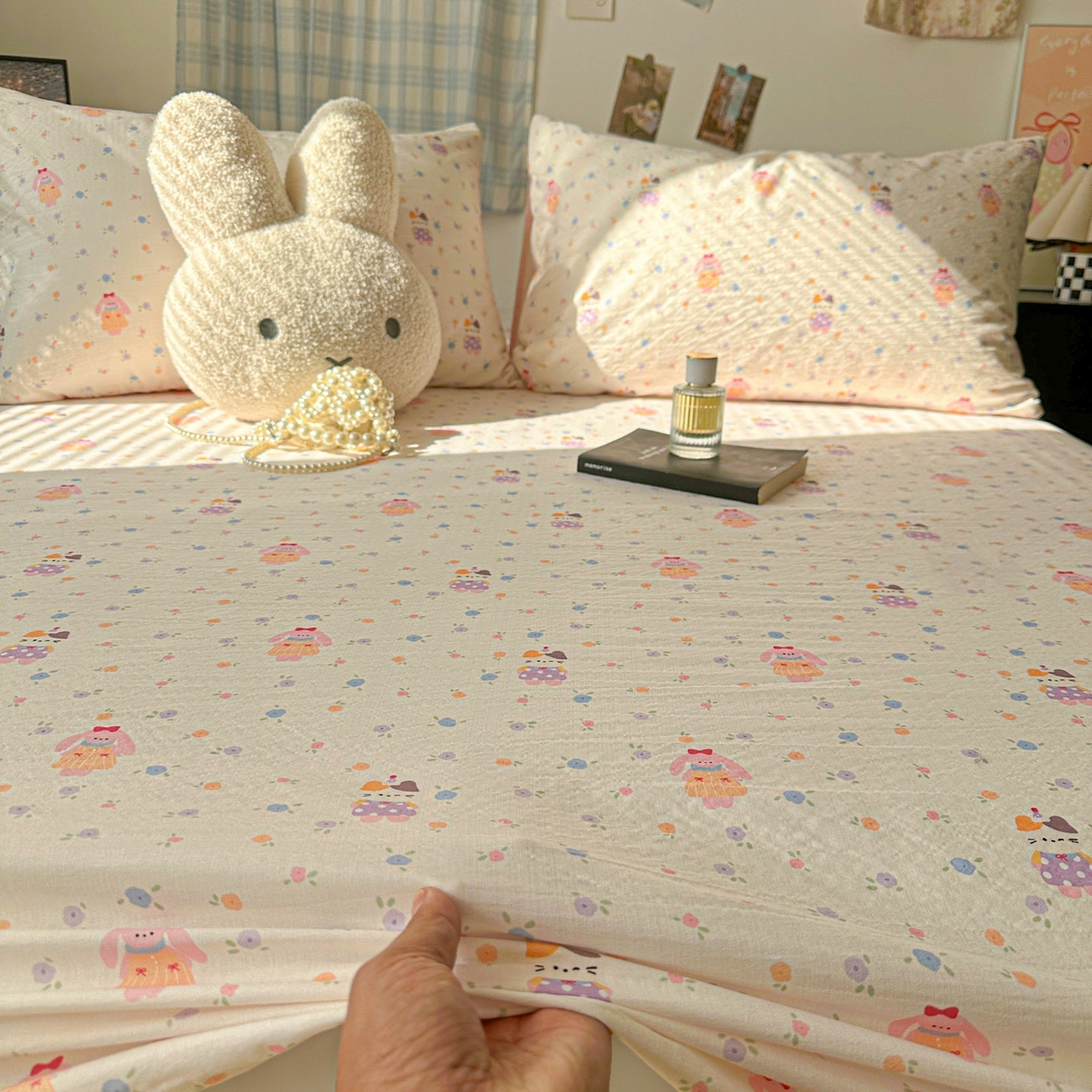 91家纺网 家纺一手货源 找家纺 繁花家居 2026新款泡芙棉云感木棉邹邹纱单床笠床单单件学生床 奶油花町