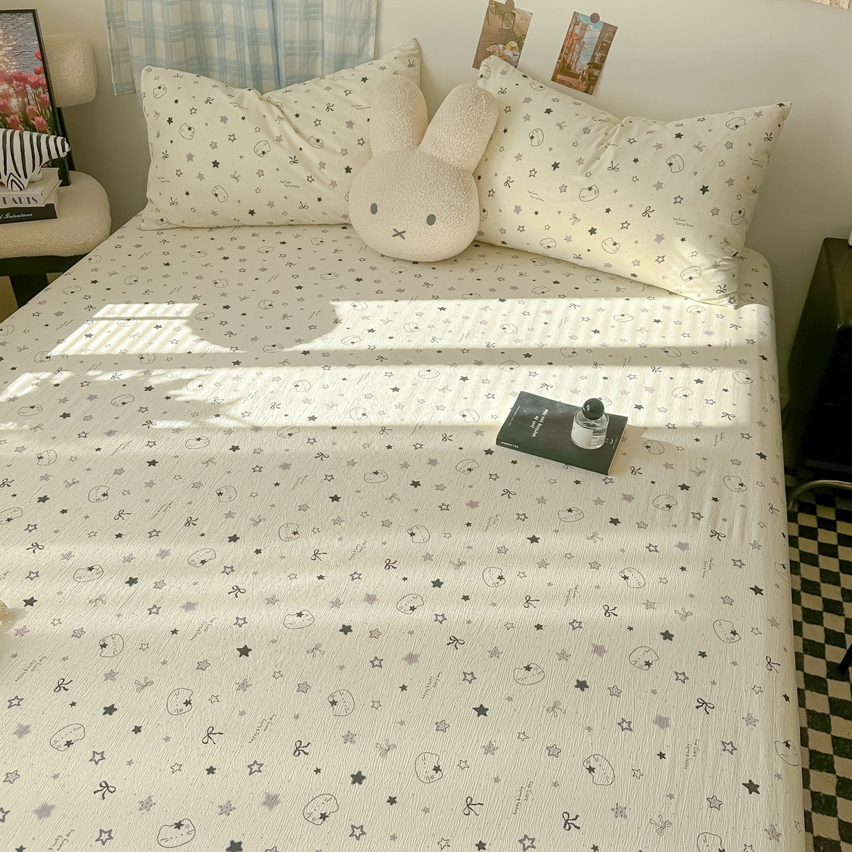 91家纺网 家纺一手货源 找家纺 繁花家居 2026新款泡芙棉云感木棉邹邹纱单床笠床单单件学生床 月白星喵