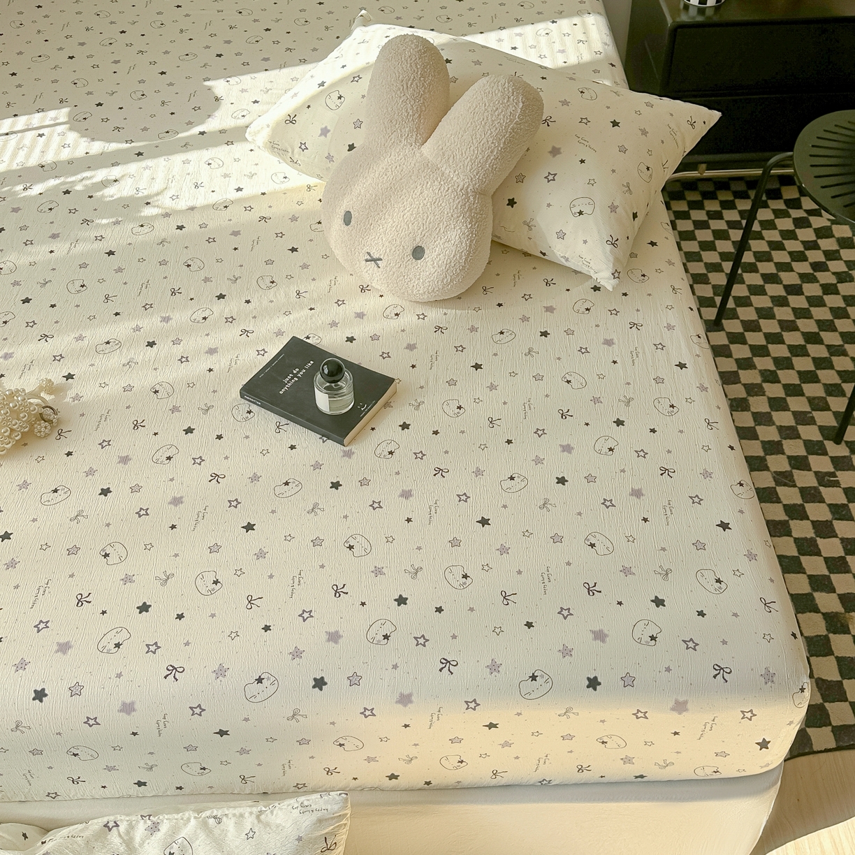 91家纺网 家纺一手货源 找家纺 繁花家居 2026新款泡芙棉云感木棉邹邹纱单床笠床单单件学生床 月白星喵