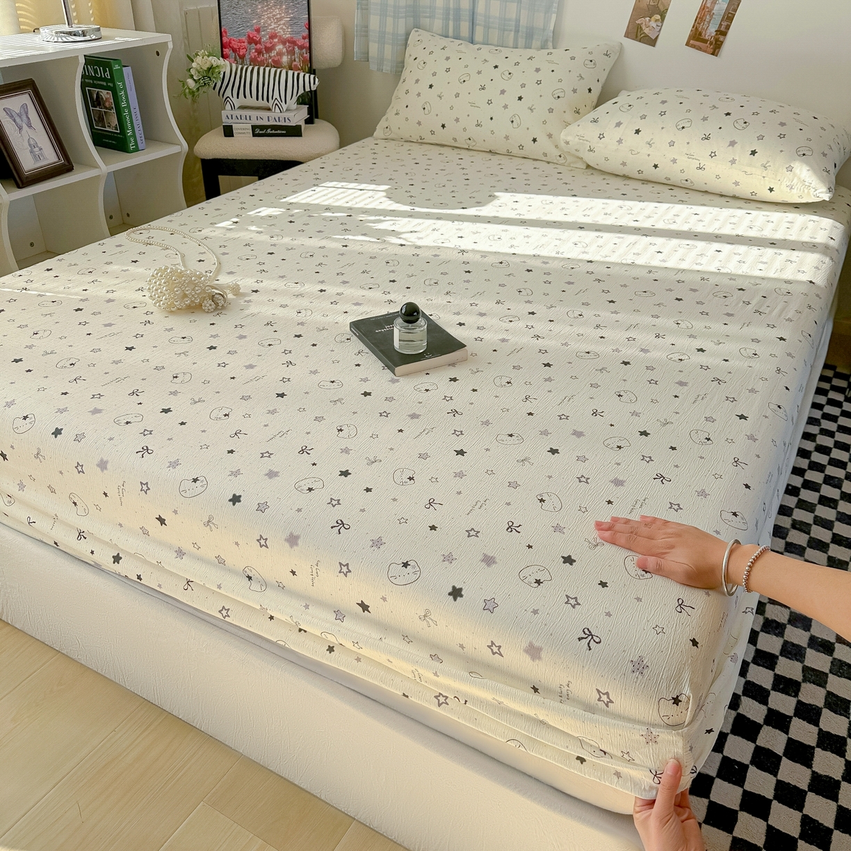 91家纺网 家纺一手货源 找家纺 繁花家居 2026新款泡芙棉云感木棉邹邹纱单床笠床单单件学生床 月白星喵