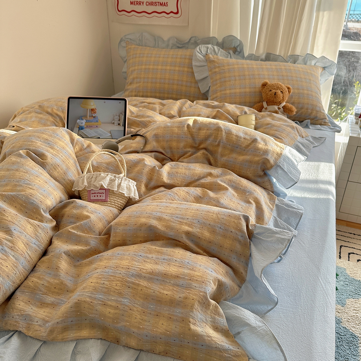 91家纺网 家纺一手货源 找家纺 （总）桃子家居 2026新款A类韩版花边纯棉色织提花格子撞色奶油四件套