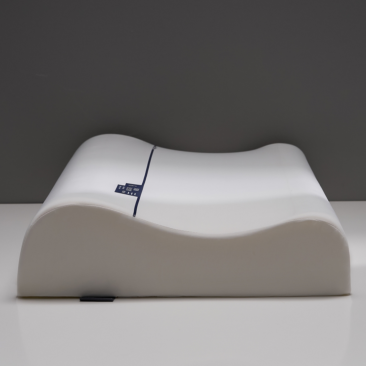 91家纺网 家纺一手货源 找家纺 鼎盛乳胶 2026新款深睡记忆棉波浪枕枕头枕芯 白