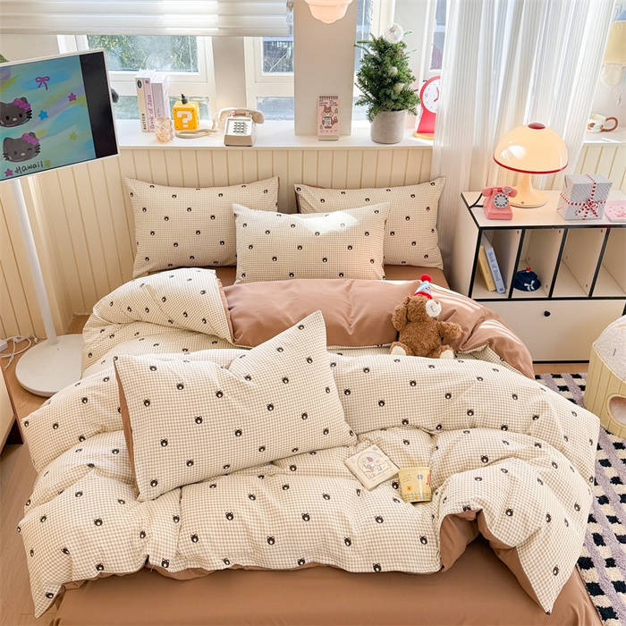 91家纺网 家纺一手货源 找家纺 夜笙家纺 2026新款古法水洗仿棉云感四件套 格调熊