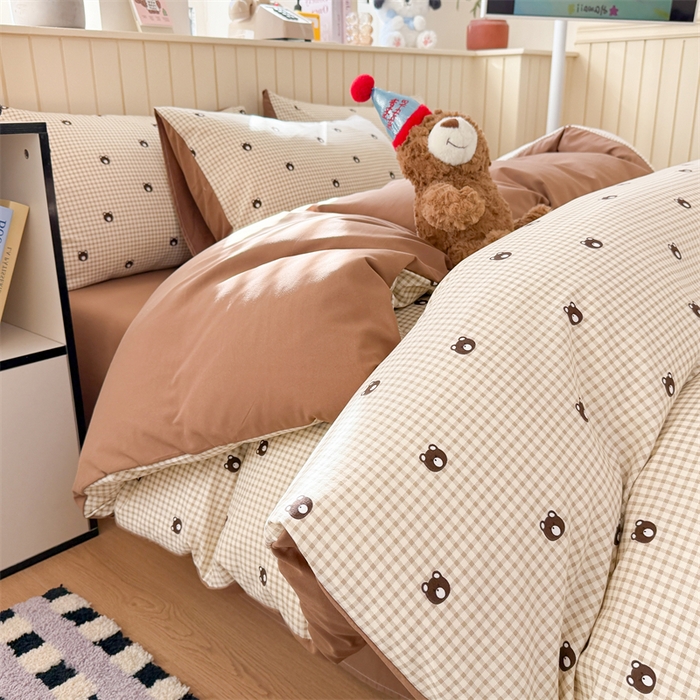 91家纺网 家纺一手货源 找家纺 夜笙家纺 2026新款古法水洗仿棉云感四件套 格调熊