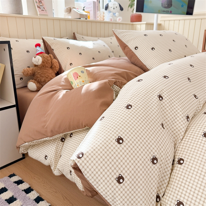 91家纺网 家纺一手货源 找家纺 夜笙家纺 2026新款古法水洗仿棉云感四件套 格调熊