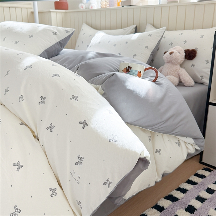 91家纺网 家纺一手货源 找家纺 夜笙家纺 2026新款古法水洗仿棉云感四件套 灰蝴蝶