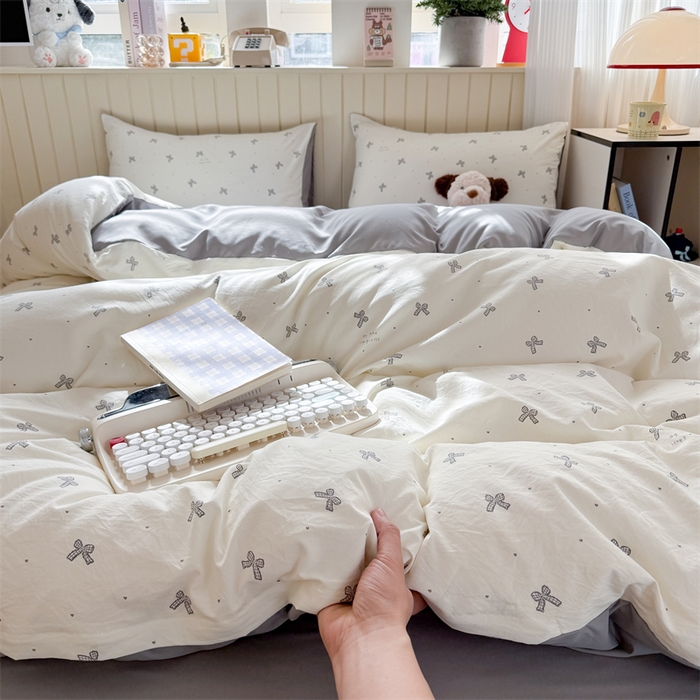 91家纺网 家纺一手货源 找家纺 夜笙家纺 2026新款古法水洗仿棉云感四件套 灰蝴蝶