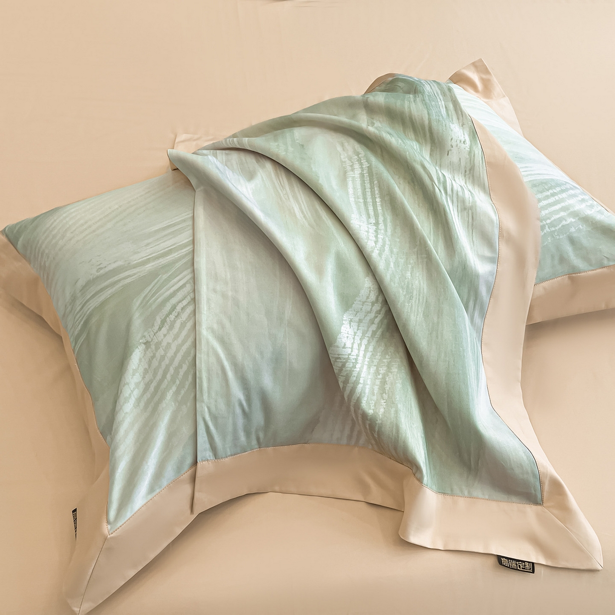 91家纺网 家纺一手货源 找家纺 置顶家纺 2026春夏新款数码印花亲肤棉系列四件套-瓦伦西亚 瓦伦西亚-浅香槟