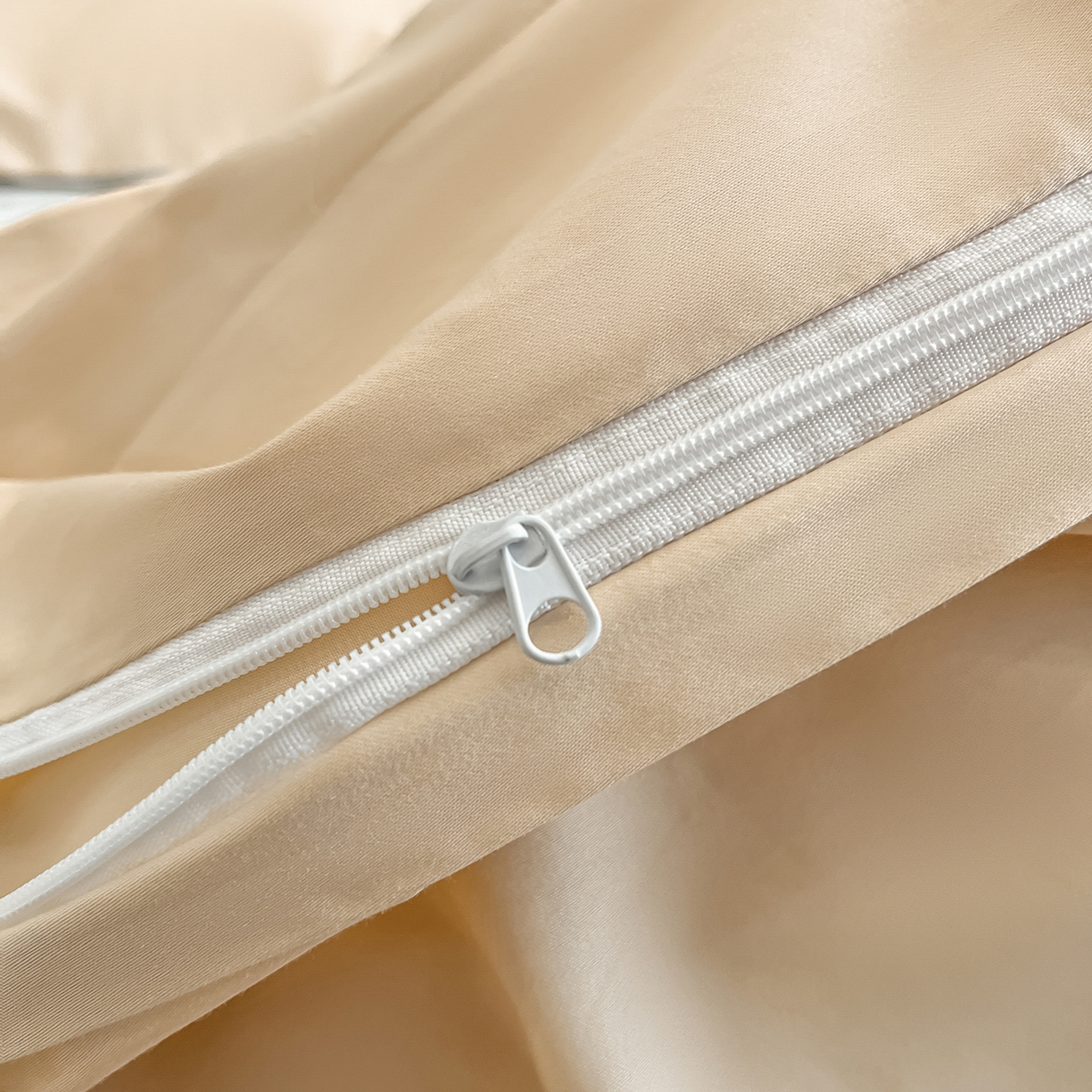 91家纺网 家纺一手货源 找家纺 置顶家纺 2026春夏新款数码印花亲肤棉系列四件套-瓦伦西亚 瓦伦西亚-浅香槟