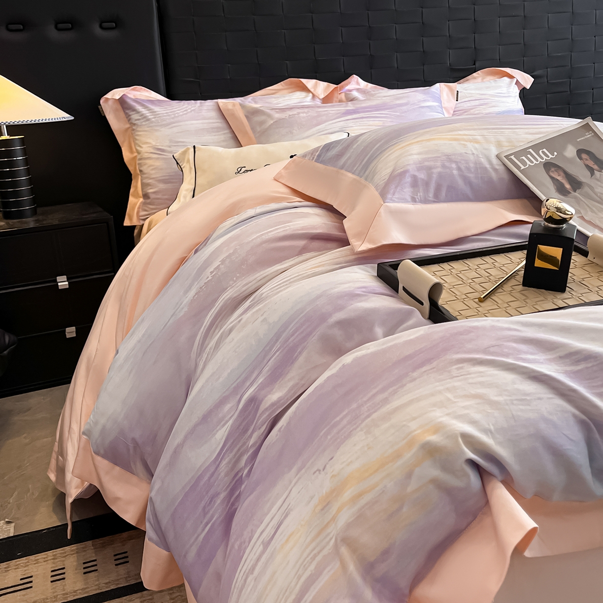 91家纺网 家纺一手货源 找家纺 置顶家纺 2026春夏新款数码印花亲肤棉系列四件套-瓦伦西亚 瓦伦西亚-香芋紫