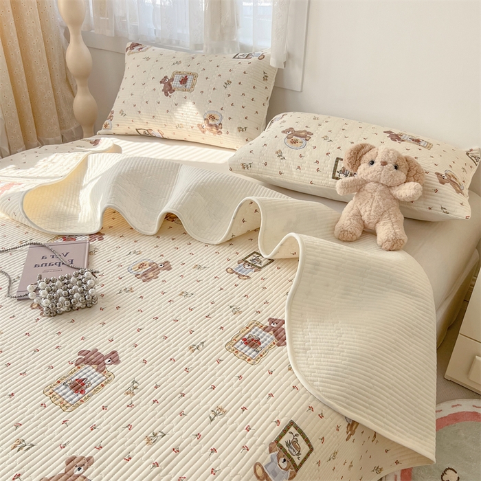 91家纺网 家纺一手货源 找家纺 （总）妮可 2026新款热款花型印花全棉夹棉多功能床垫-床盖