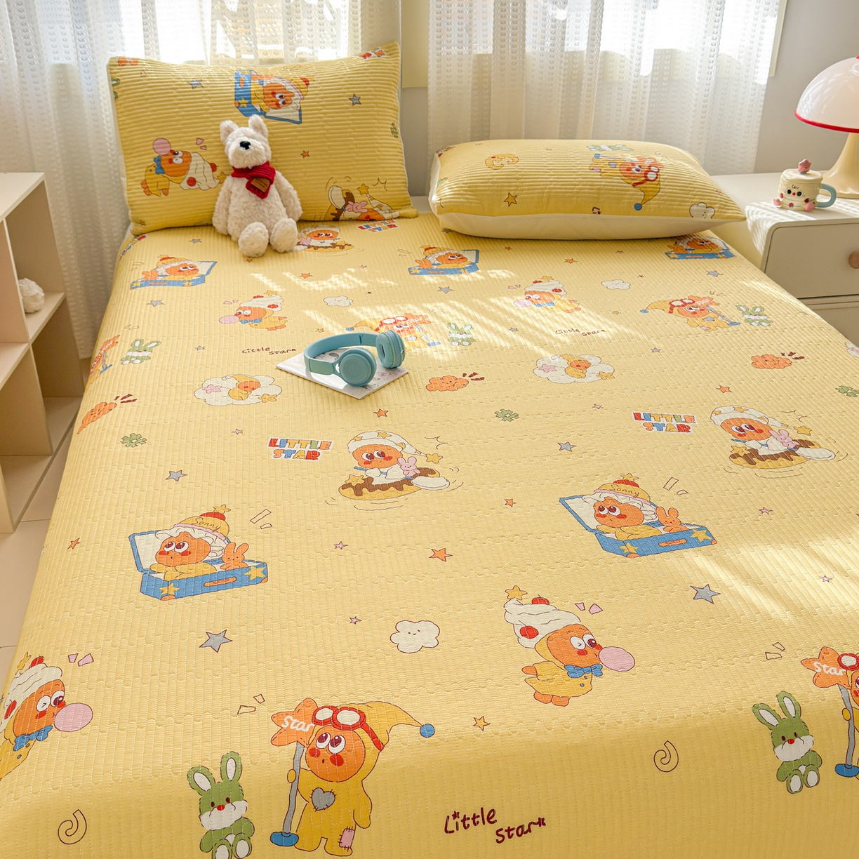 91家纺网 家纺一手货源 找家纺 妮可 2026新款热款花型印花全棉夹棉多功能床垫-床盖 阳光星星人