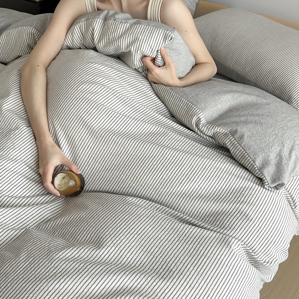 91家纺网 家纺一手货源 找家纺 ab家纺 2026新款条纹色织棉麻四件套 禾野-黑