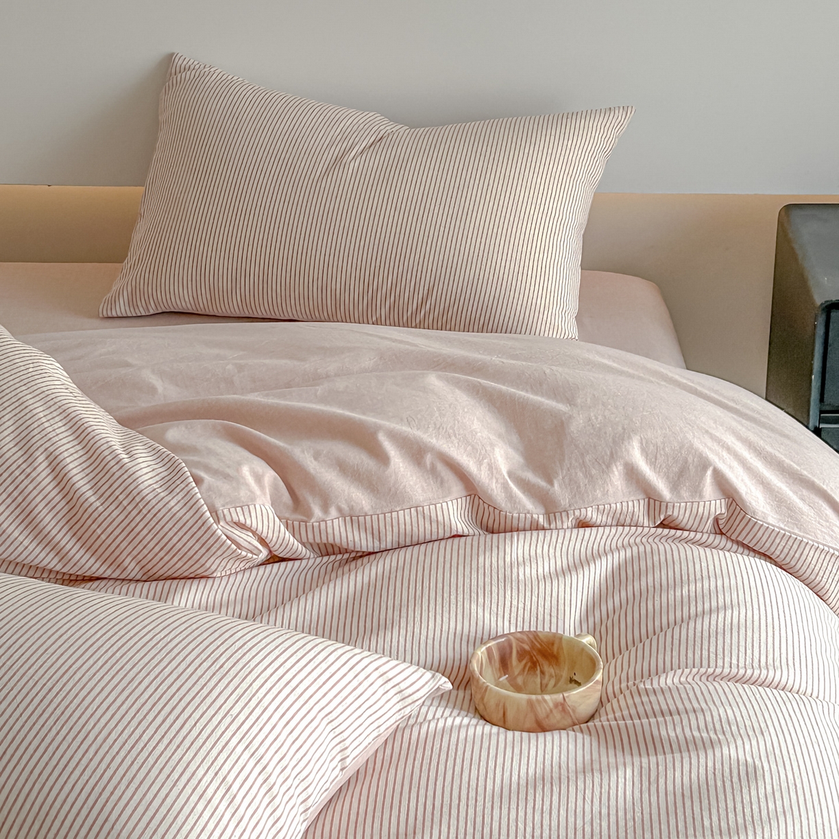 91家纺网 家纺一手货源 找家纺 ab家纺 2026新款条纹色织棉麻四件套 禾野-桔