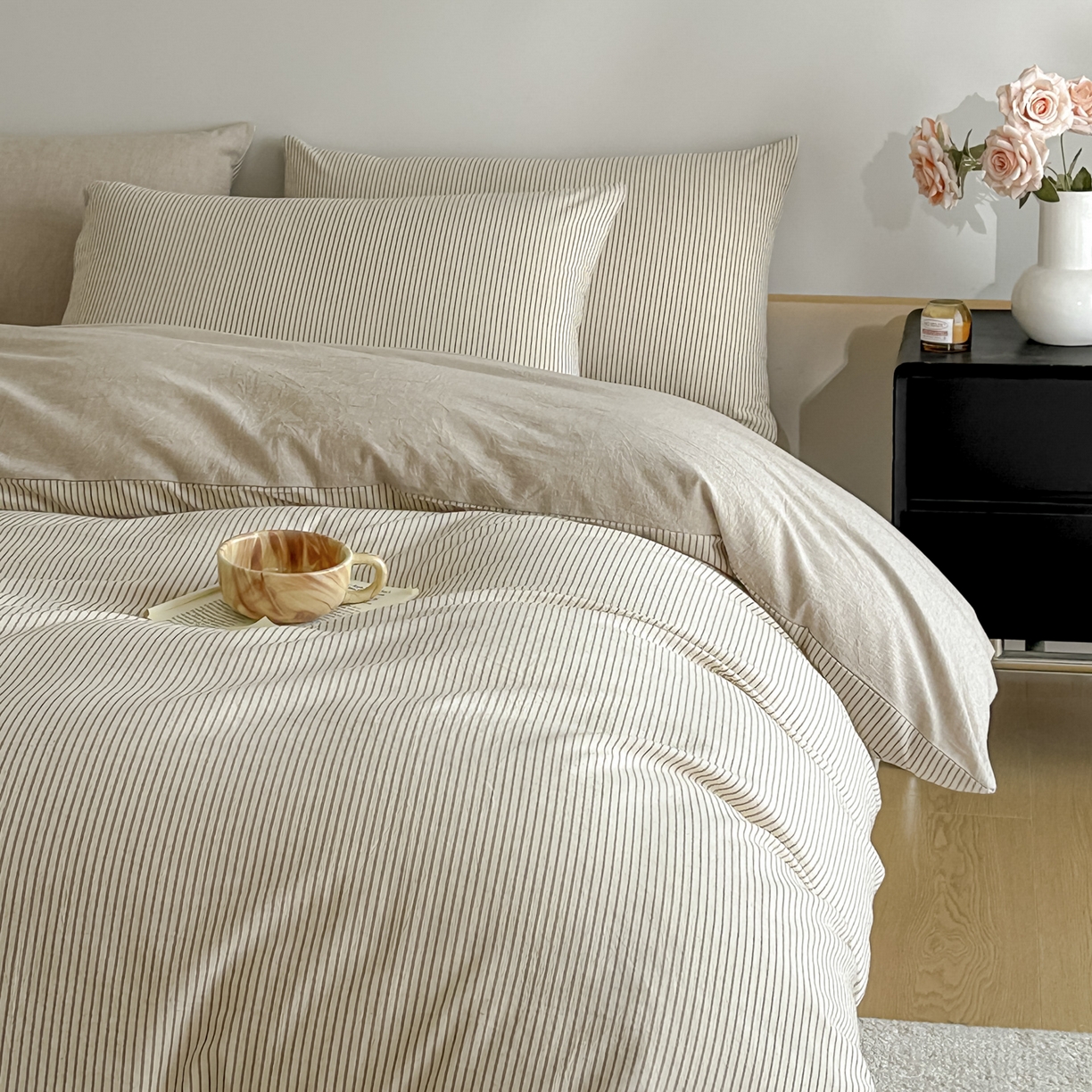 91家纺网 家纺一手货源 找家纺 ab家纺 2026新款条纹色织棉麻四件套 禾野-浅咖