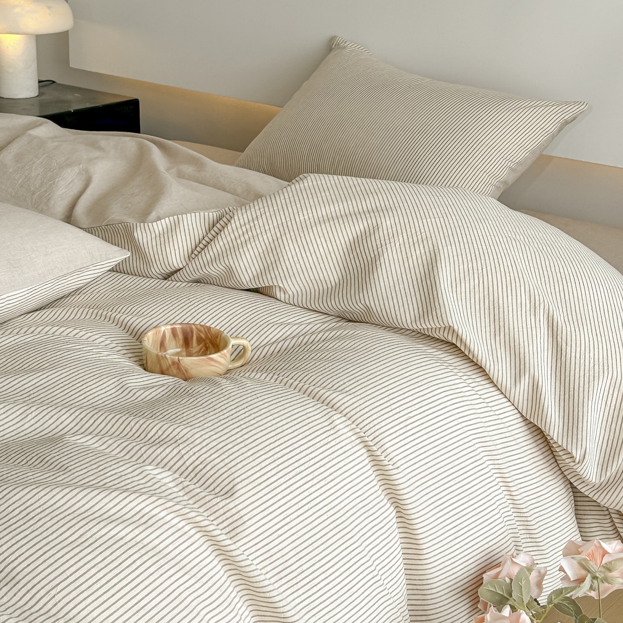 91家纺网 家纺一手货源 找家纺 ab家纺 2026新款条纹色织棉麻四件套 禾野-浅咖