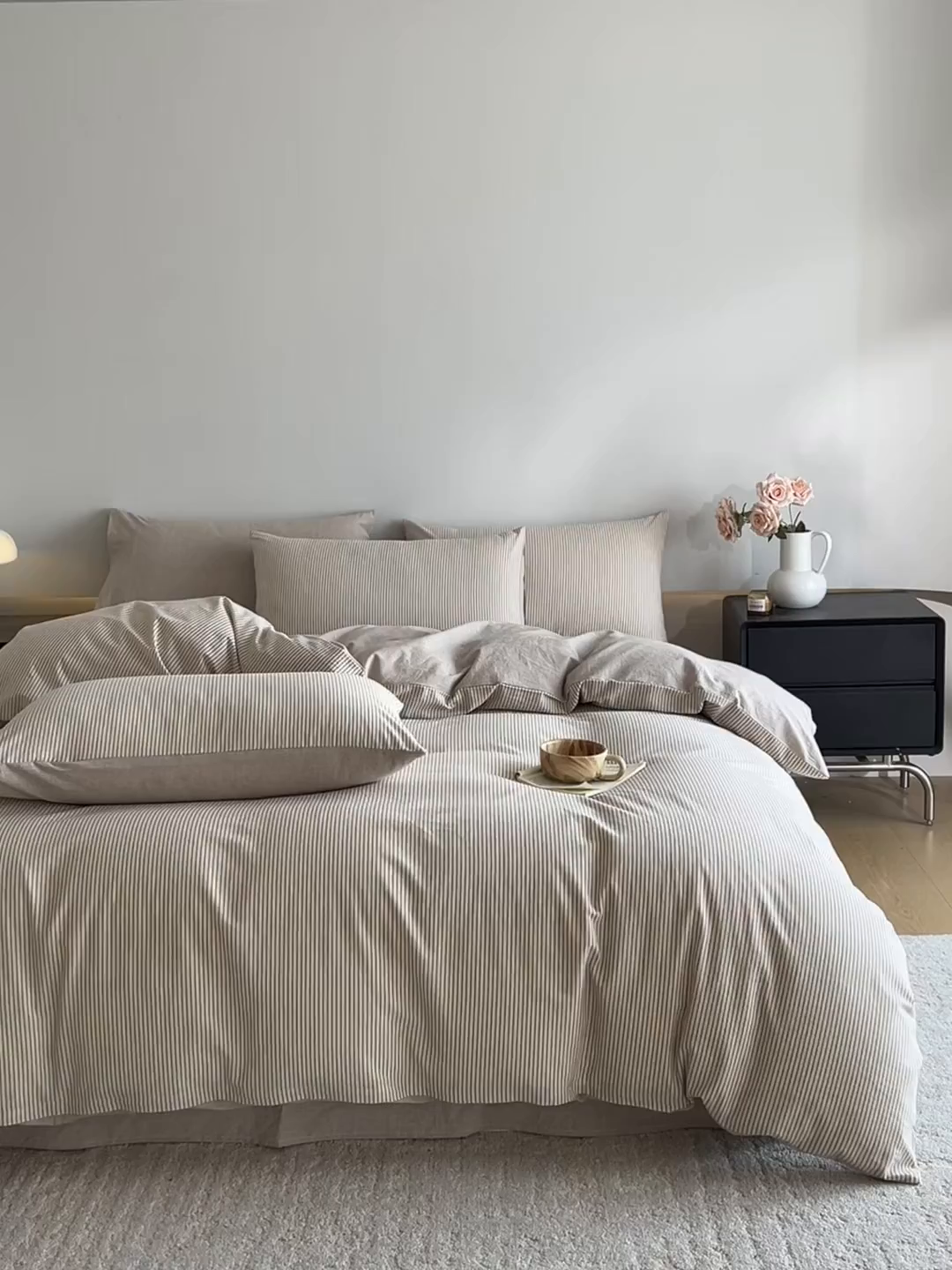 91家纺网 家纺一手货源 找家纺 ab家纺 2026新款条纹色织棉麻四件套 禾野-浅咖