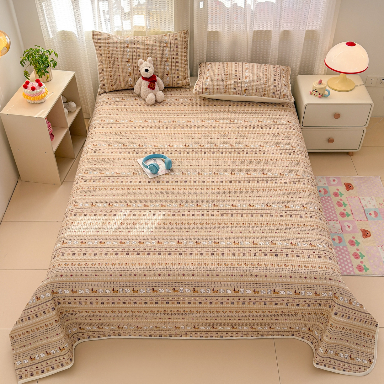 91家纺网 家纺一手货源 找家纺 妮可 2026新款热款花型印花全棉夹棉多功能床垫-床盖 可可小狗